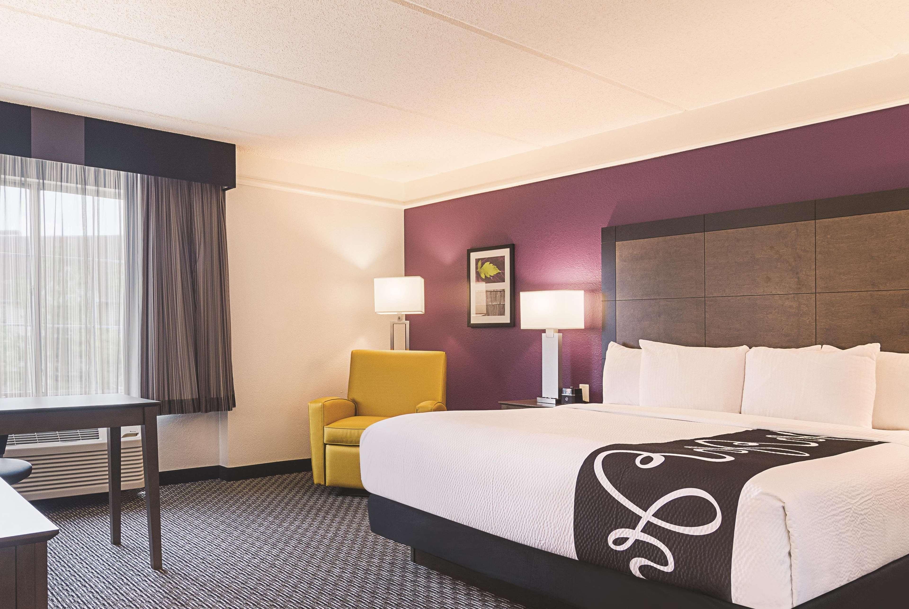 Hotel La Quinta By Wyndham Atlanta Perimeter Medical Sandy Springs Esterno foto
