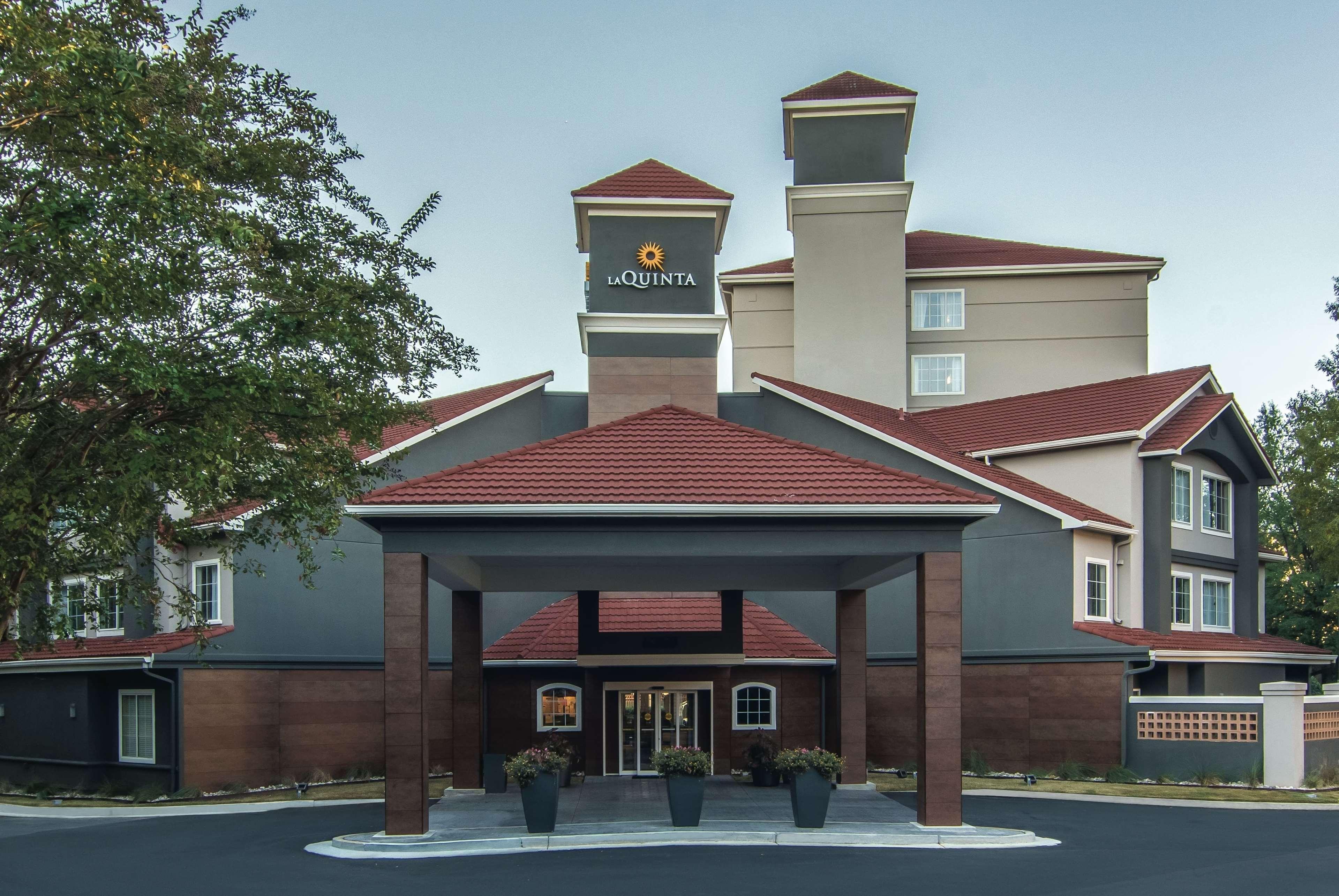 Hotel La Quinta By Wyndham Atlanta Perimeter Medical Sandy Springs Esterno foto