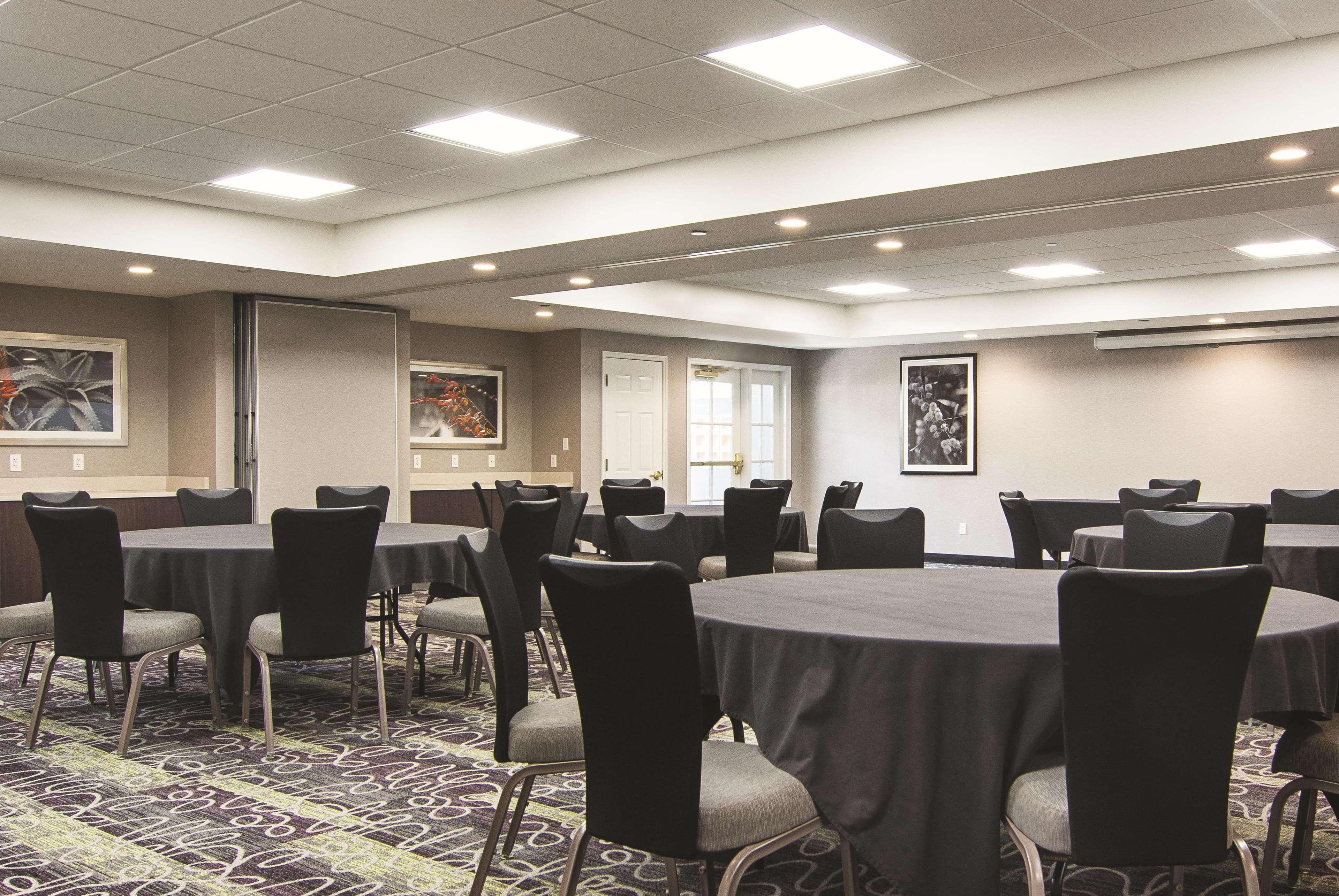 Hotel La Quinta By Wyndham Atlanta Perimeter Medical Sandy Springs Esterno foto