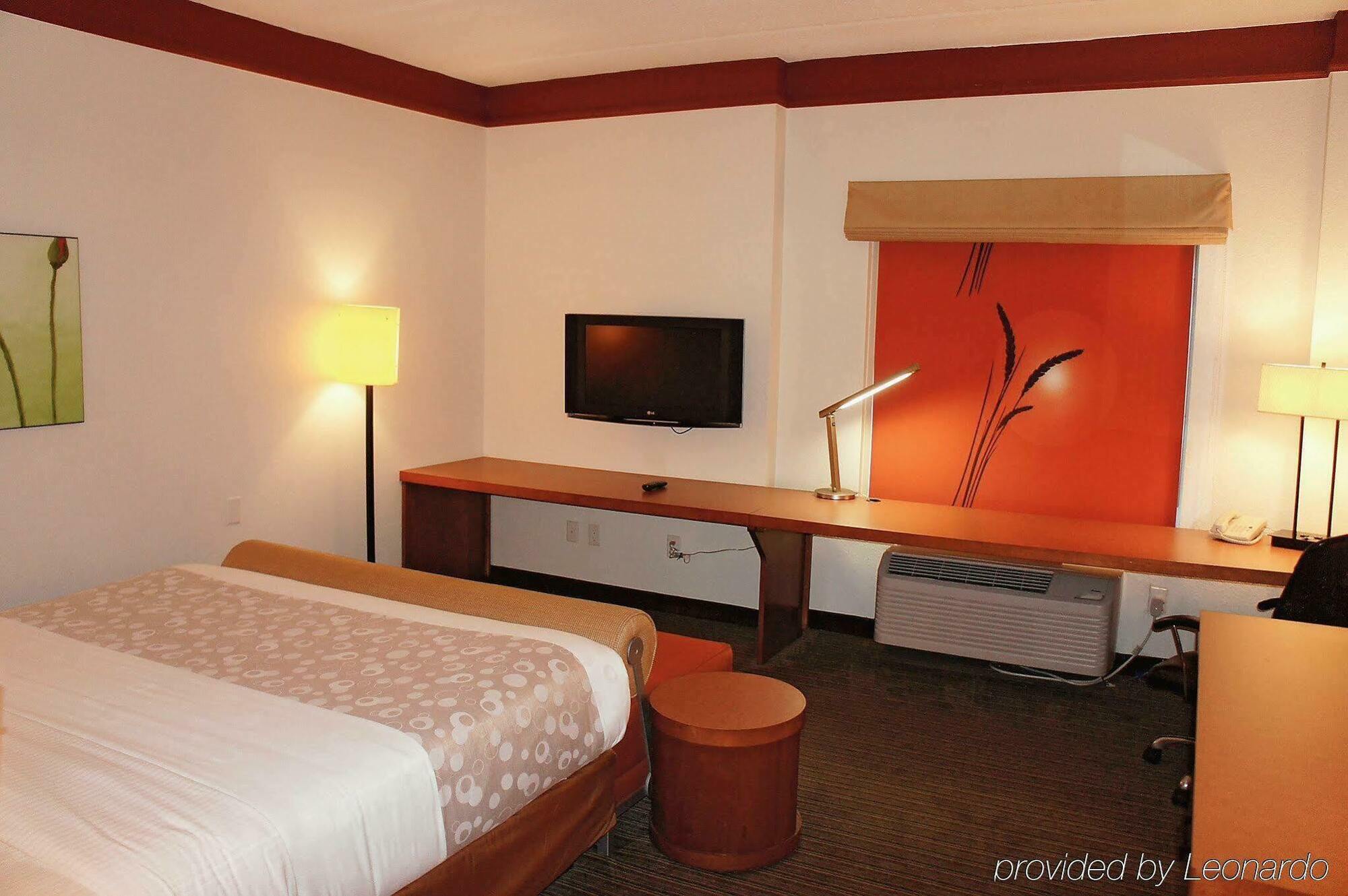 Hotel La Quinta By Wyndham Atlanta Perimeter Medical Sandy Springs Esterno foto