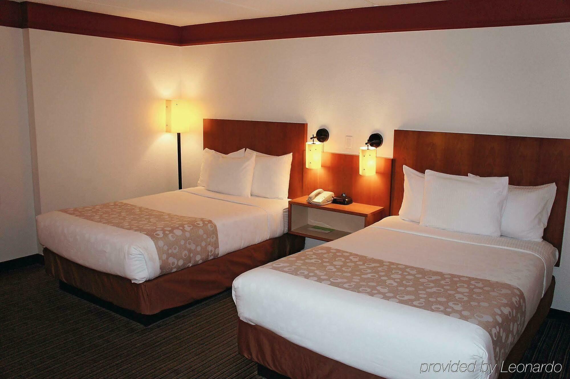 Hotel La Quinta By Wyndham Atlanta Perimeter Medical Sandy Springs Esterno foto