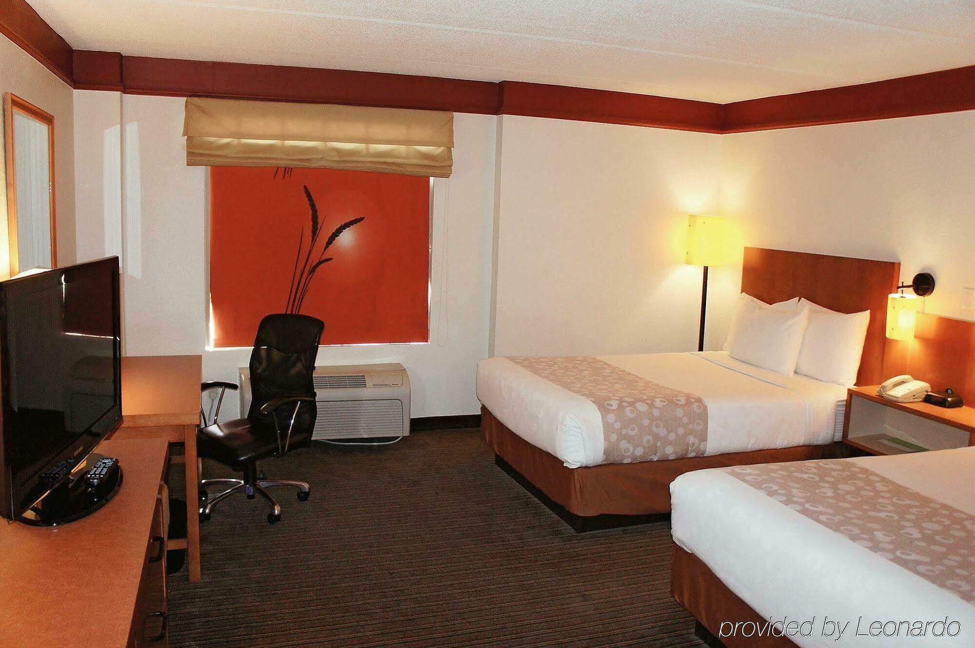 Hotel La Quinta By Wyndham Atlanta Perimeter Medical Sandy Springs Esterno foto